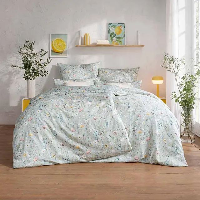 estella-celeste-mako-satin-bettw-sche-200x220-gr-n-blumenwiese-sommer-7961-530 image 1