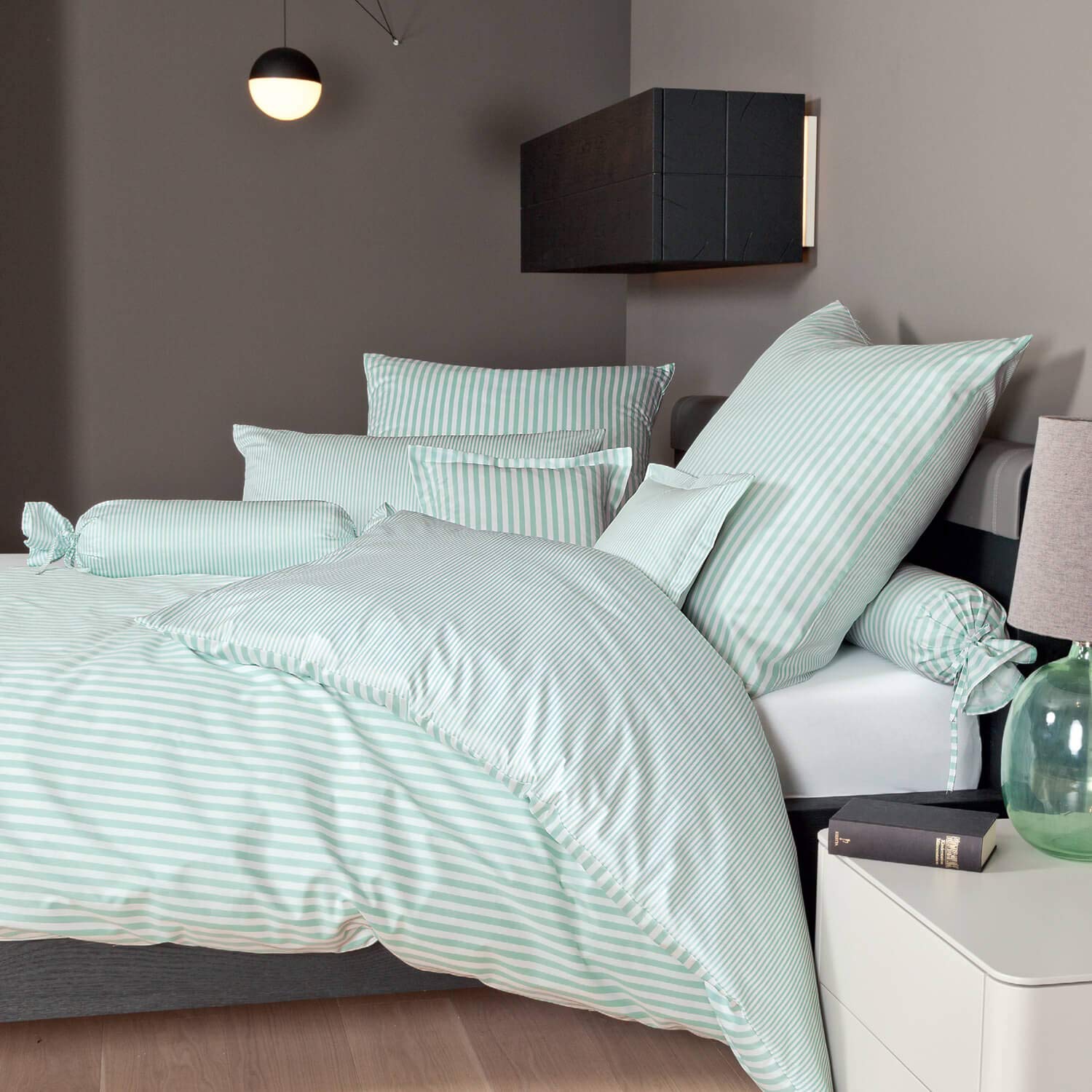 janine-modernclassic-3912-mako-seidensatin-wendebettw-sche-135x200-cm-80x80-cm-k image 8