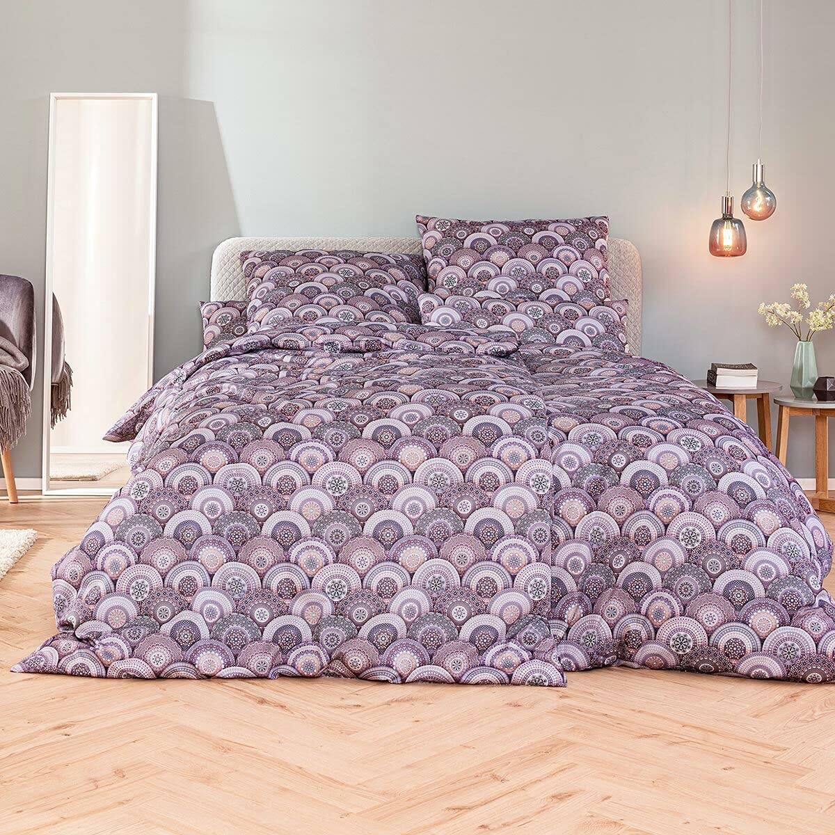 estella-miko-schweizer-premium-satin-bettw-sche-beere image 2