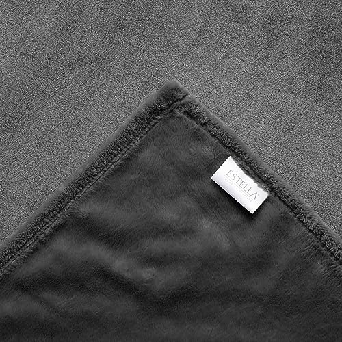 estella-kuscheldecke-polarflausch-150x200-cm-in-anthrazit image 6