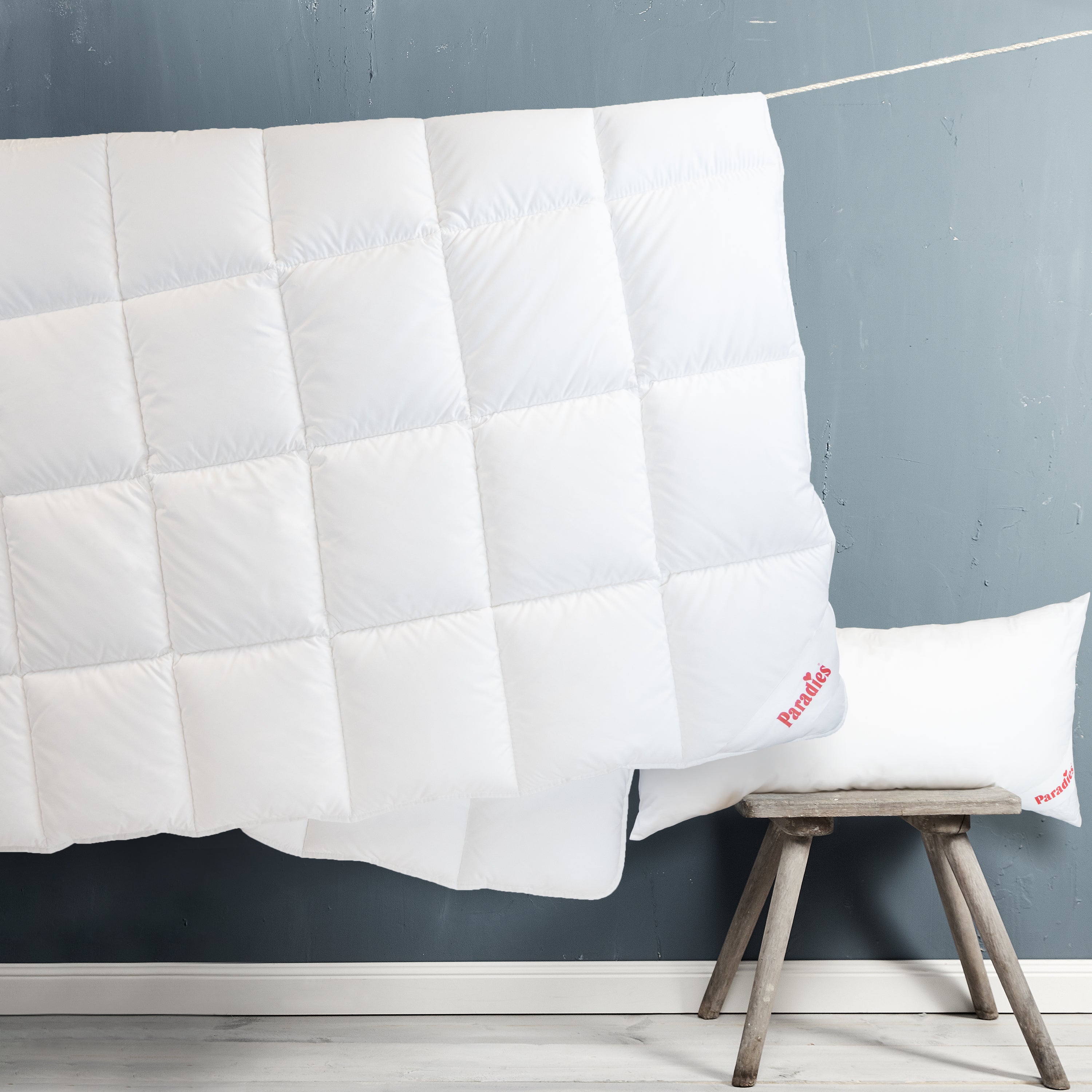 paradies-prima-basic-set-faserdecke-135x200-softy-top-medium-kissen image 1