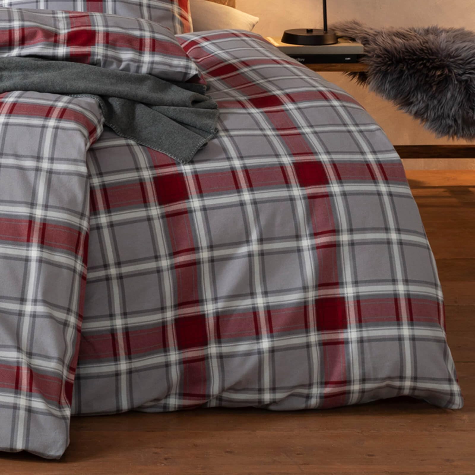 estella-quirin-kuschelflanell-bettw-sche-grau-rot-karo-155x220-cm-80x80-cm image 7