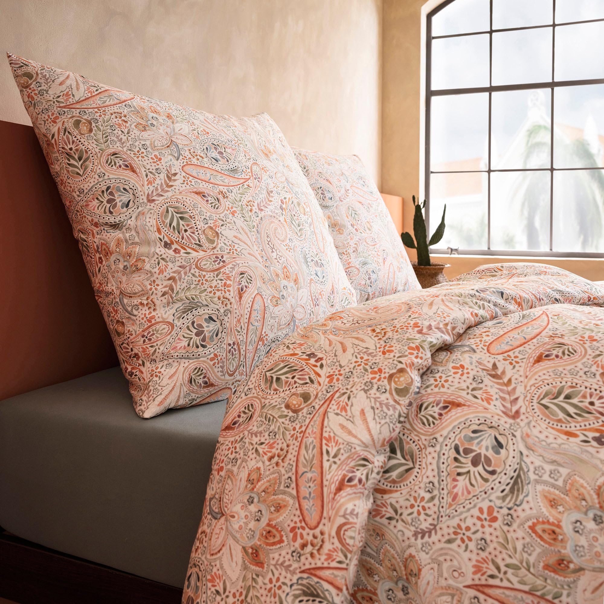 estella-mako-satin-bettw-sche-nikola-apricot-gr-n-155x220-80x80-gratis-40x80 image 3