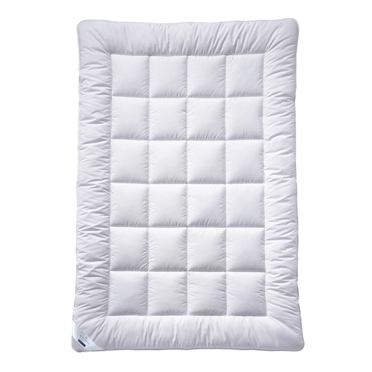 billerbeck-super-wash-ganzjahres-faserdecke-155x220-cm-mittel-mit-baumwoll-satin image 1