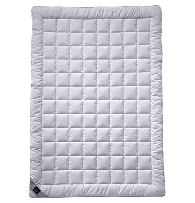 billerbeck-sari-superlight-seiden-bettdecke-natur-decke-sommerleicht image 1