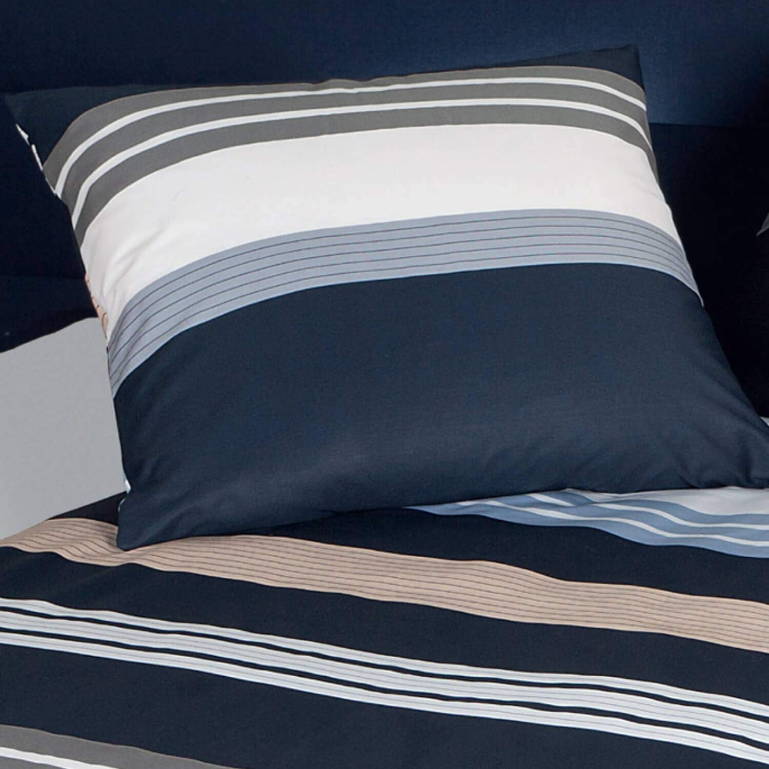janine-j-d-mako-satin-bettw-sche-155x220-cm-80x80-cm-silber-taupe-sand image 4