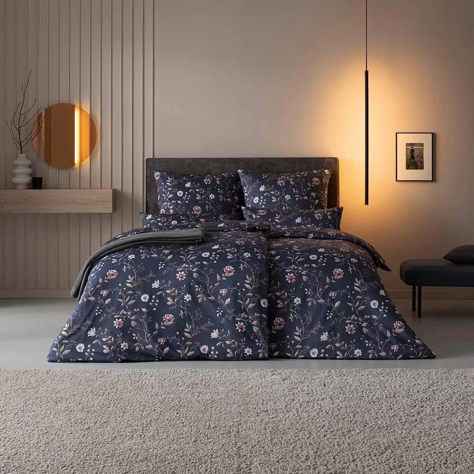 estella-mako-satin-bettw-sche-200x220-linda-indigo-bl-tenzweige-7957-606 image 1