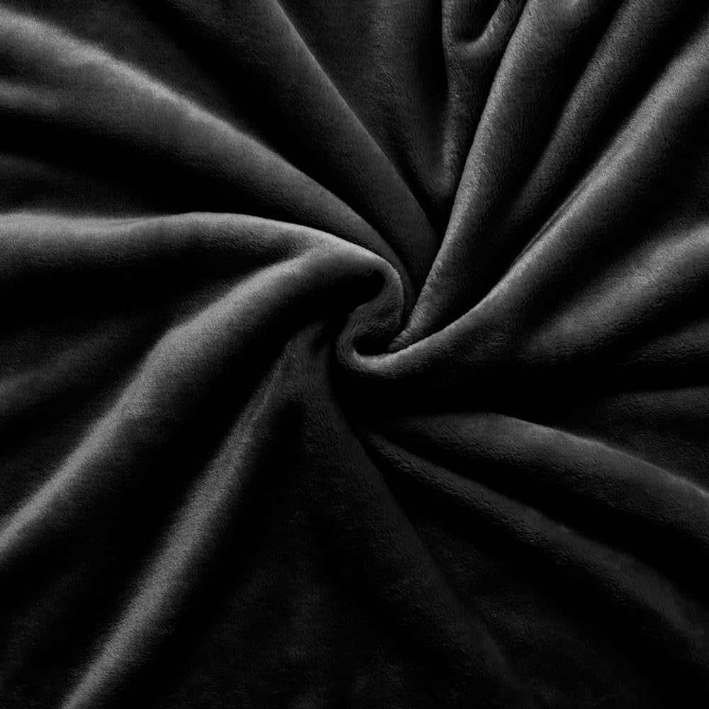 estella-kuscheldecke-polarflausch-150x200-cm-in-schwarz image 3