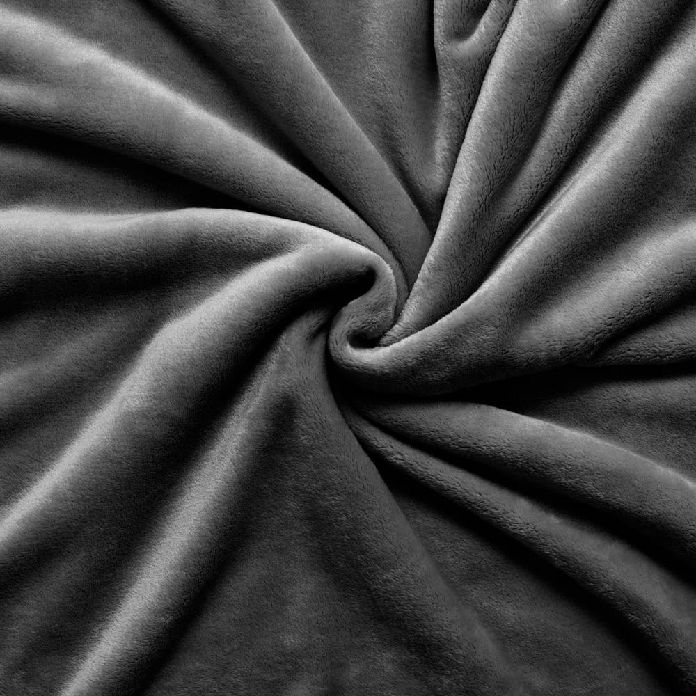 estella-kuscheldecke-polarflausch-150x200-cm-in-anthrazit image 3