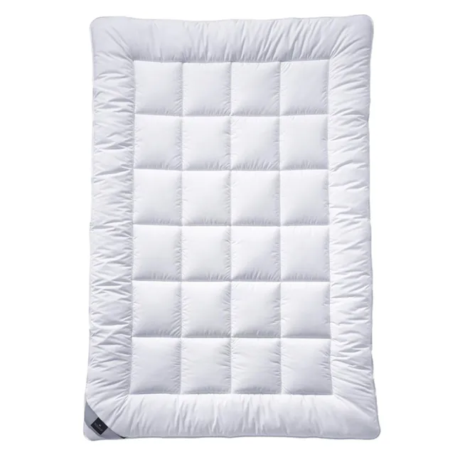 billerbeck-classic-clean-bettdecke-155x200-cm-winter-warm image 1