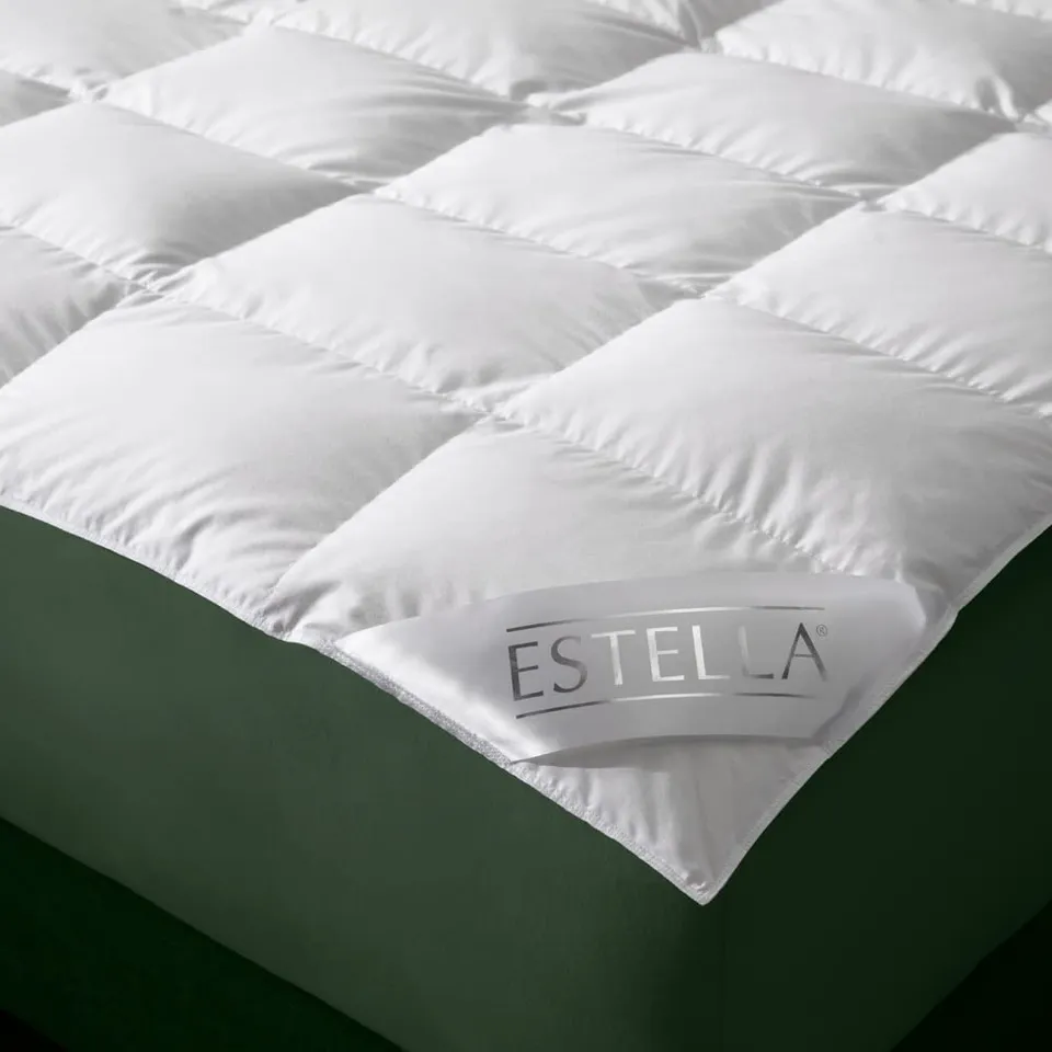 estella-all-seasons-premium-bettdecke-135x200-cm-weiss-g-nsedaune image 1