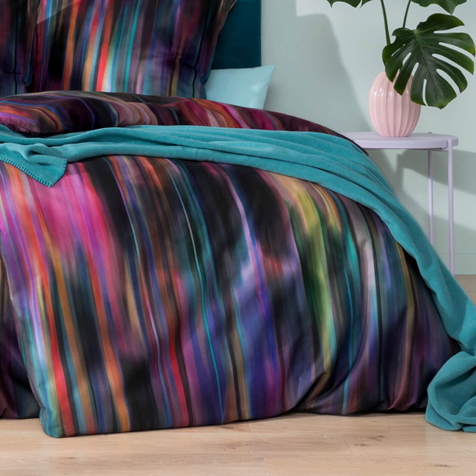 estella-mako-satin-bettw-sche-jack-2-teilig-135x200-cm-schwarz-bunt-streifen image 7