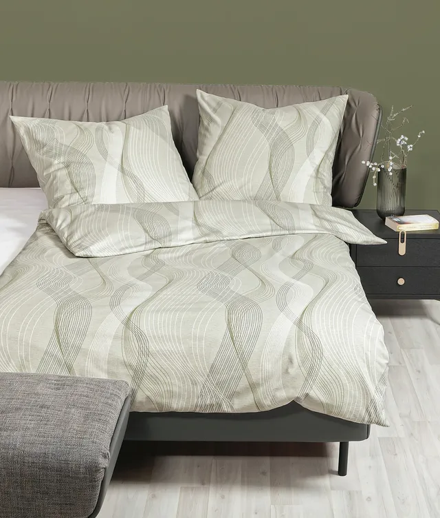 janine-davos-feinbiber-bettw-sche-155x200cm-80x80cm-spr-hgr-n-oliv image 1