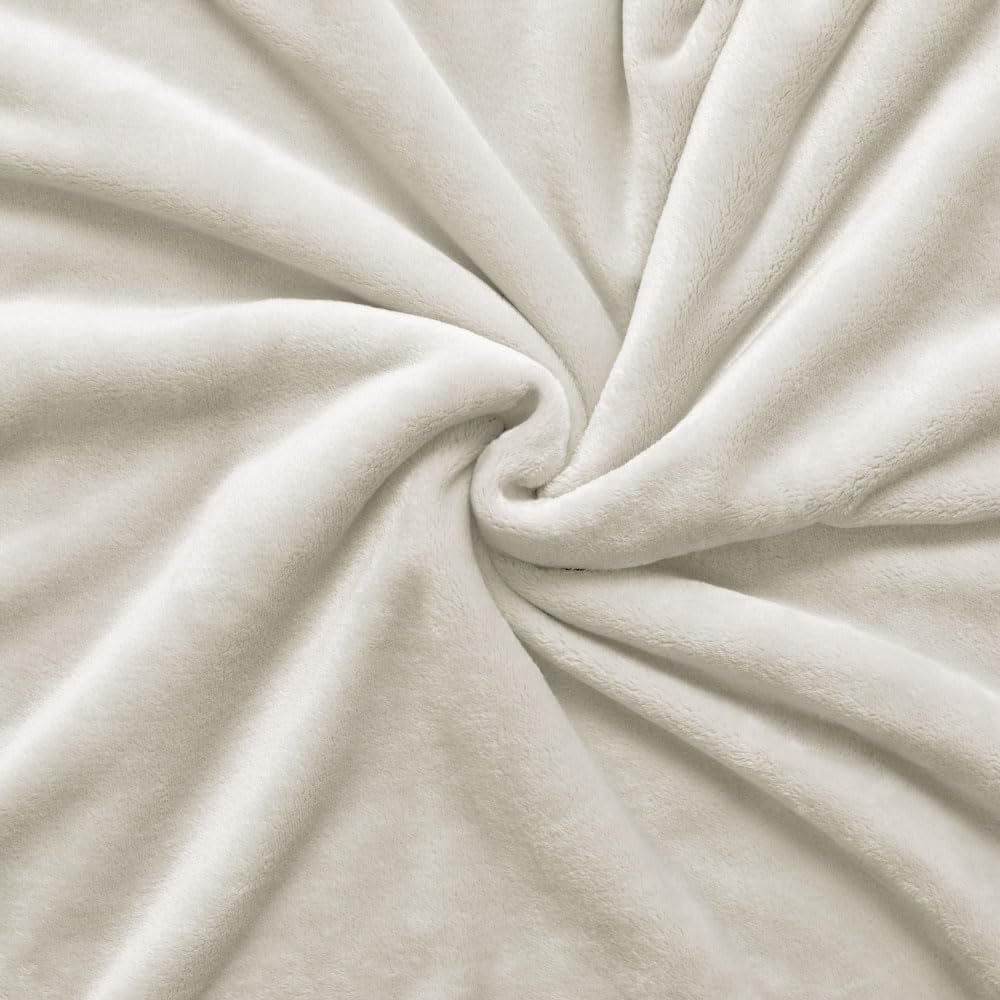 estella-kuscheldecke-polarflausch-wei-150x200-cm-microfaser-flanell-400-g-m image 3