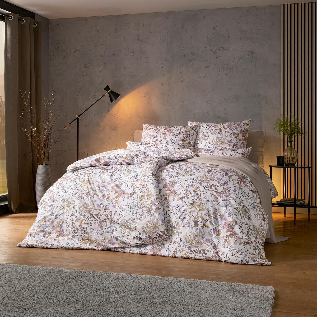 estella-mako-satin-bettw-sche-mirella-weiss-155x220-80x80-40x80 image 2